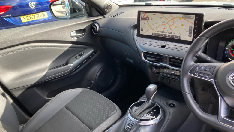 Nissan Juke 1.6 Hybrid N-Connecta 5dr Auto Hybrid Hatchback